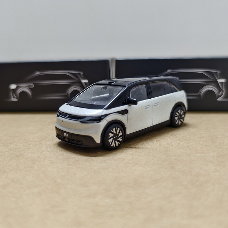 1:64 ZEEKR MIX MPV ZEEKR 007 7 - Renewable Energy Kids review and price