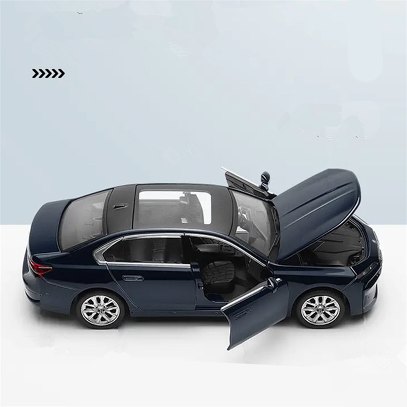 1/32 BMW i7 Alloy Car Model Di - Renewable Energy Kids review and price